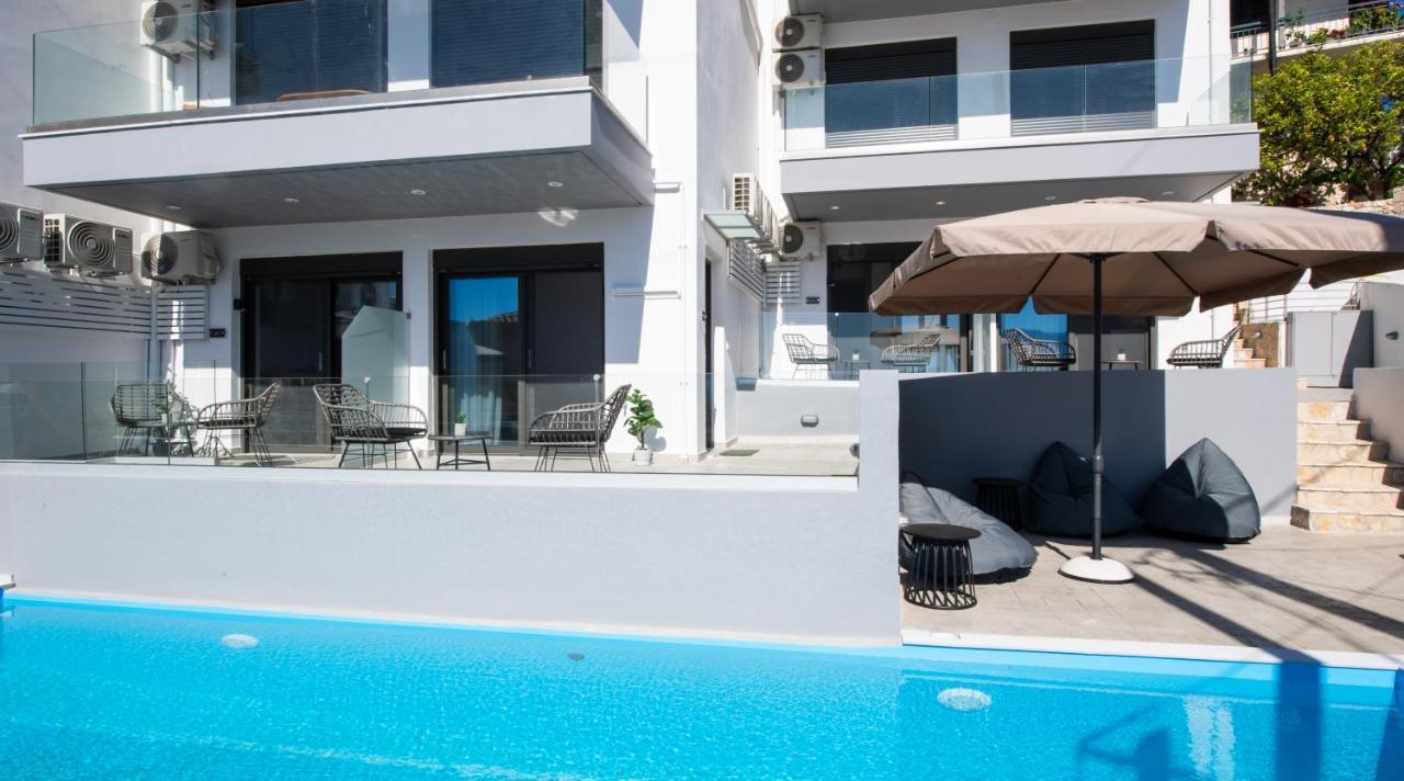 Clelia'S And Dione'S Design Studios Swimming Pool Nikiana Exteriér fotografie