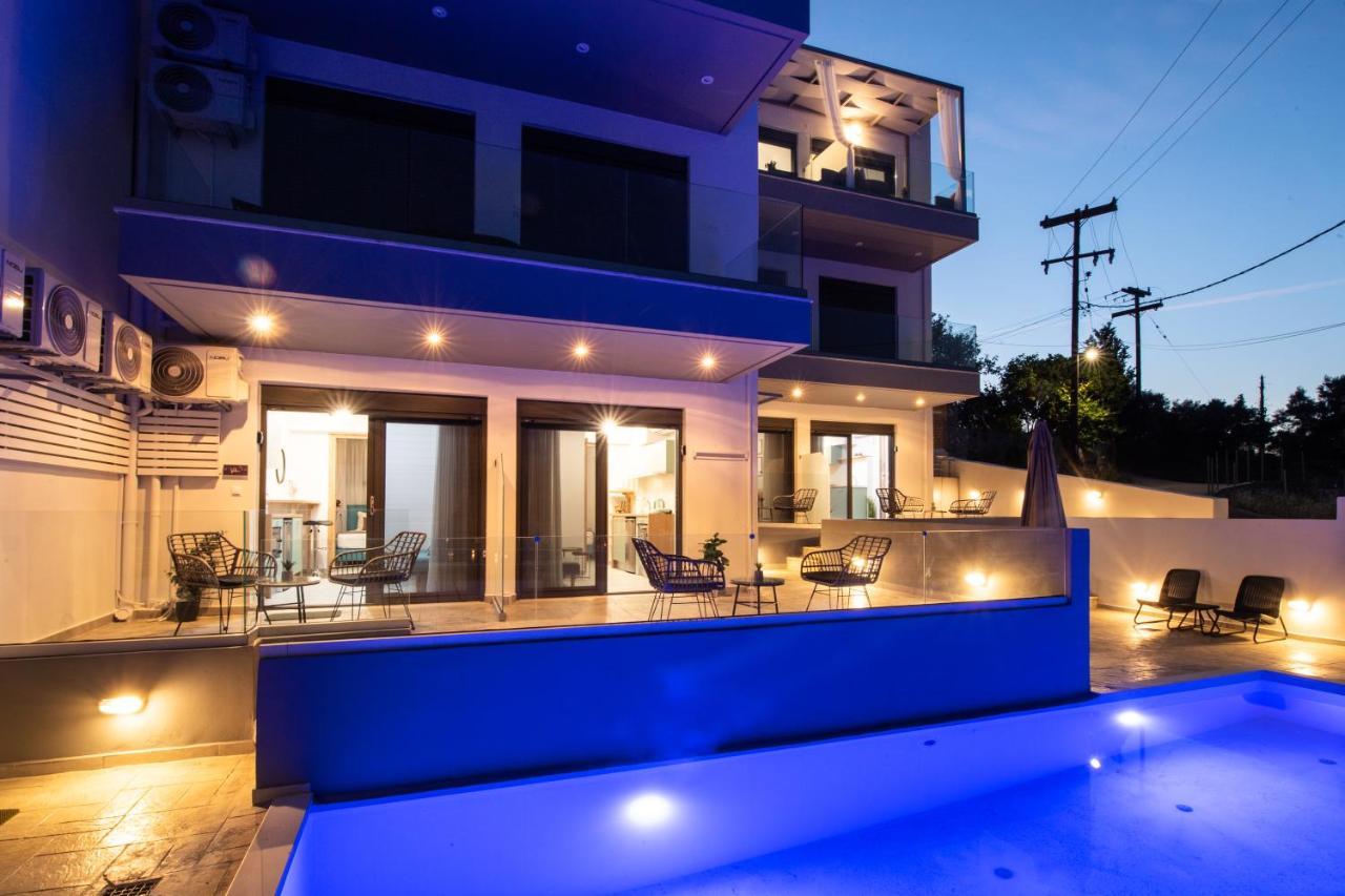Clelia'S And Dione'S Design Studios Swimming Pool Nikiana Exteriér fotografie